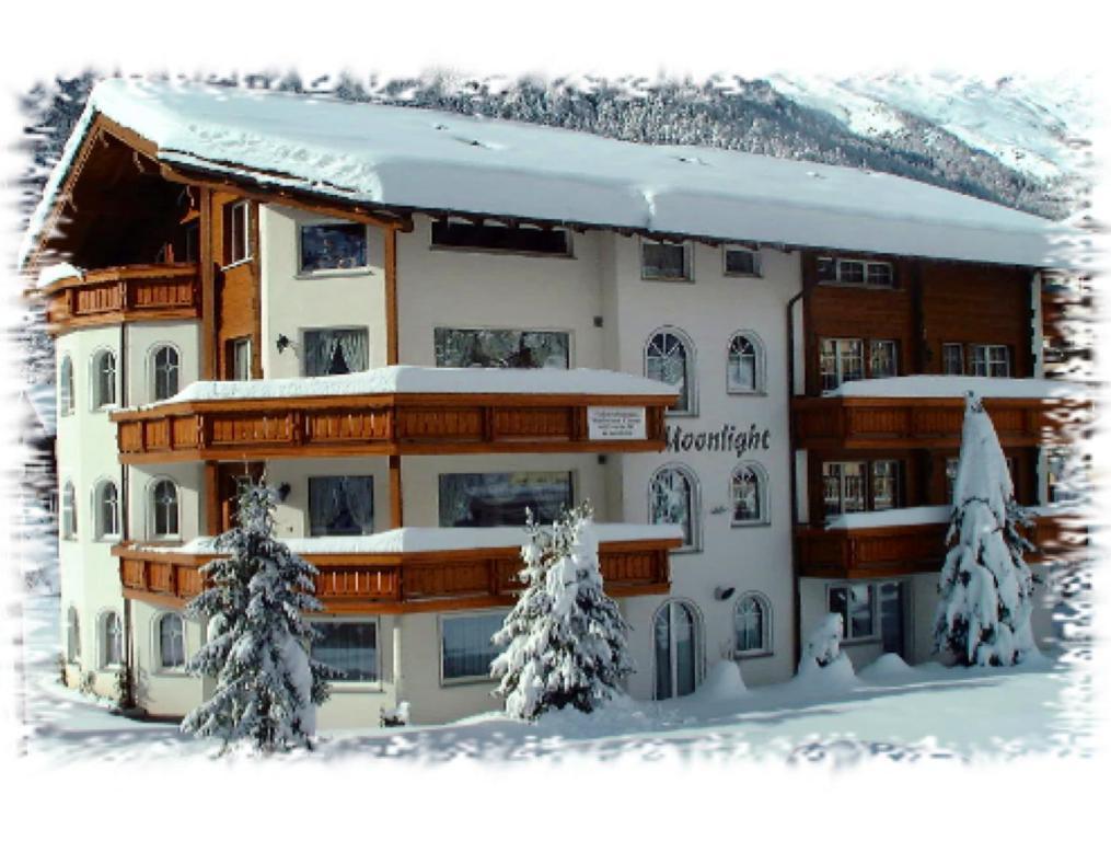 Moonlight Saas-Grund Exterior photo